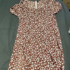 Floral puff sleeve split thigh dress